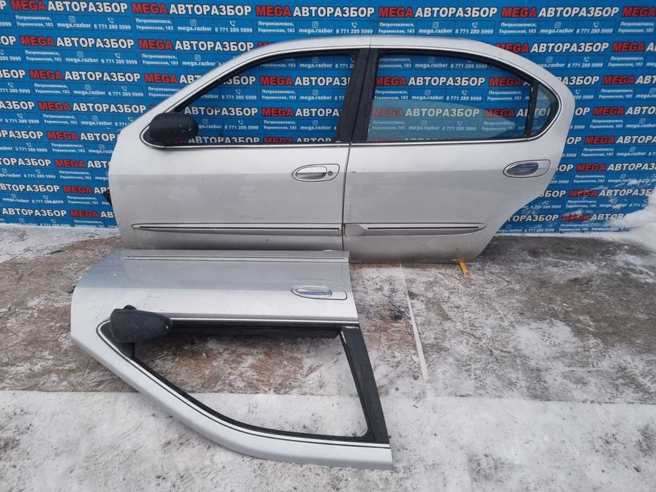 Двери на Ниссан Максима А33 / Nissan Maxima A33