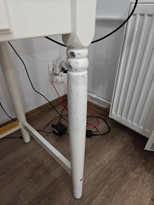 Birou IKEA extensibil