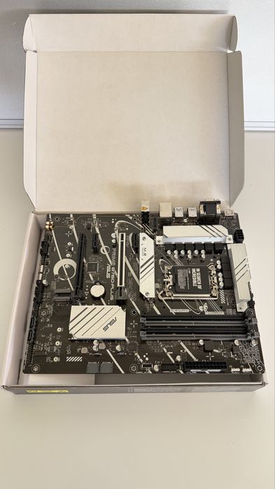 Placa de baza ASUS Prime B760-PLUS DDR5 LGA1700 – Nouă, doar resigilată