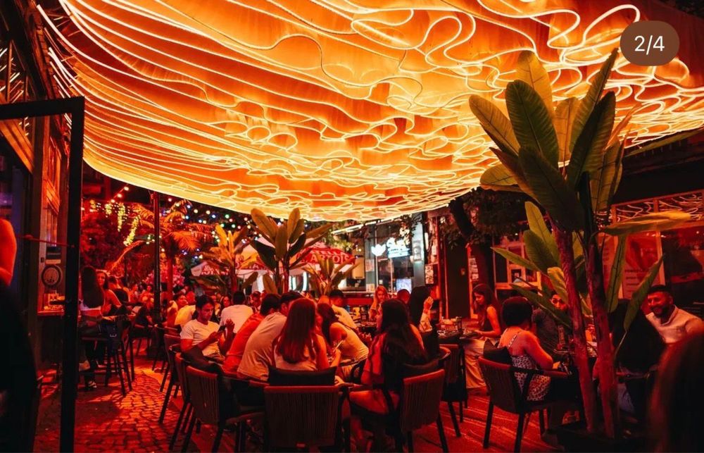 Продава се Заведение в Пловдив, Център - 150 кв.м за 436 €/кв.м - Снимка #1