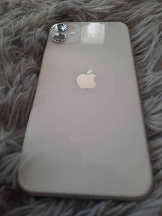 Iphone 11 64gb в хорошем сост