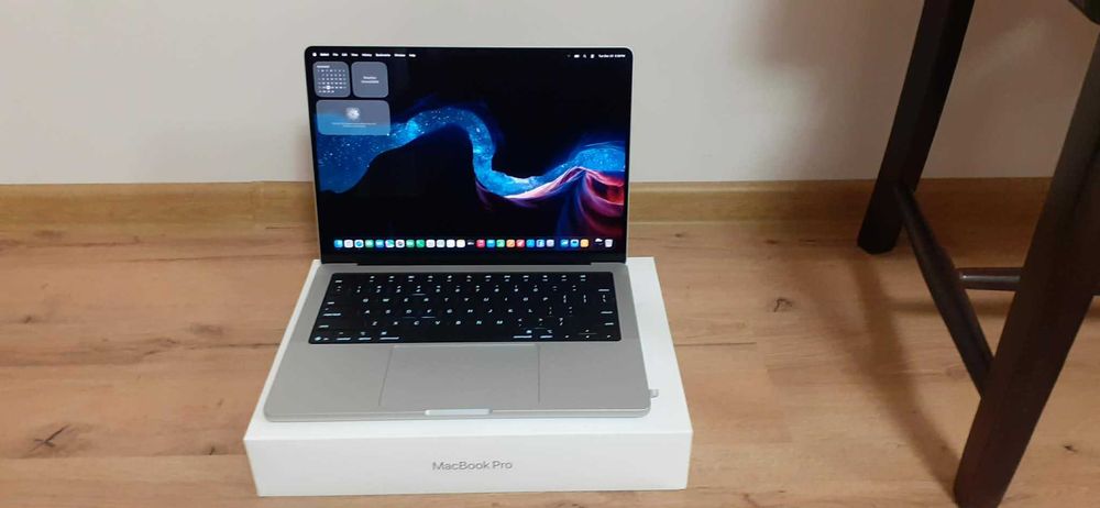 Apple MacBook Pro 14′′ (2025) M5 – 16GB / 1TB – Чисто нов