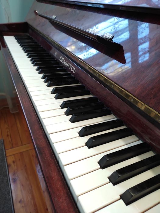Продаётся пианино