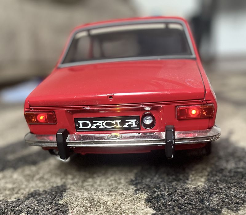 Macheta  dacia  scara 1:8