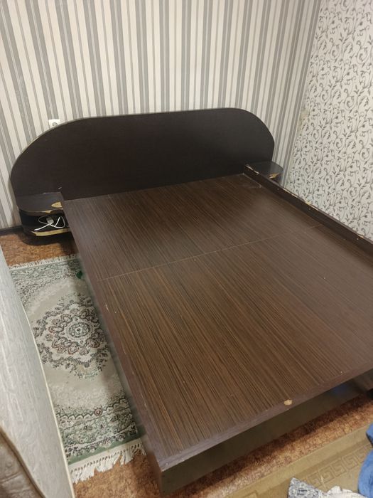 Продается кровать , 2*2.20