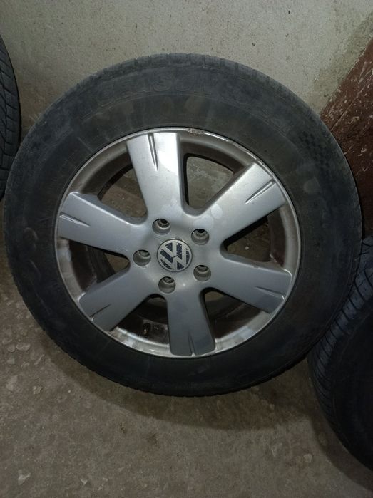 джанти за Фолксваген (Volkswagen) – 15 инча междуболтово разстояние 5х112