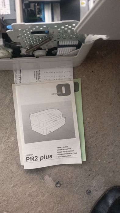 Printer yangi upakofkada srochni sotiladi
