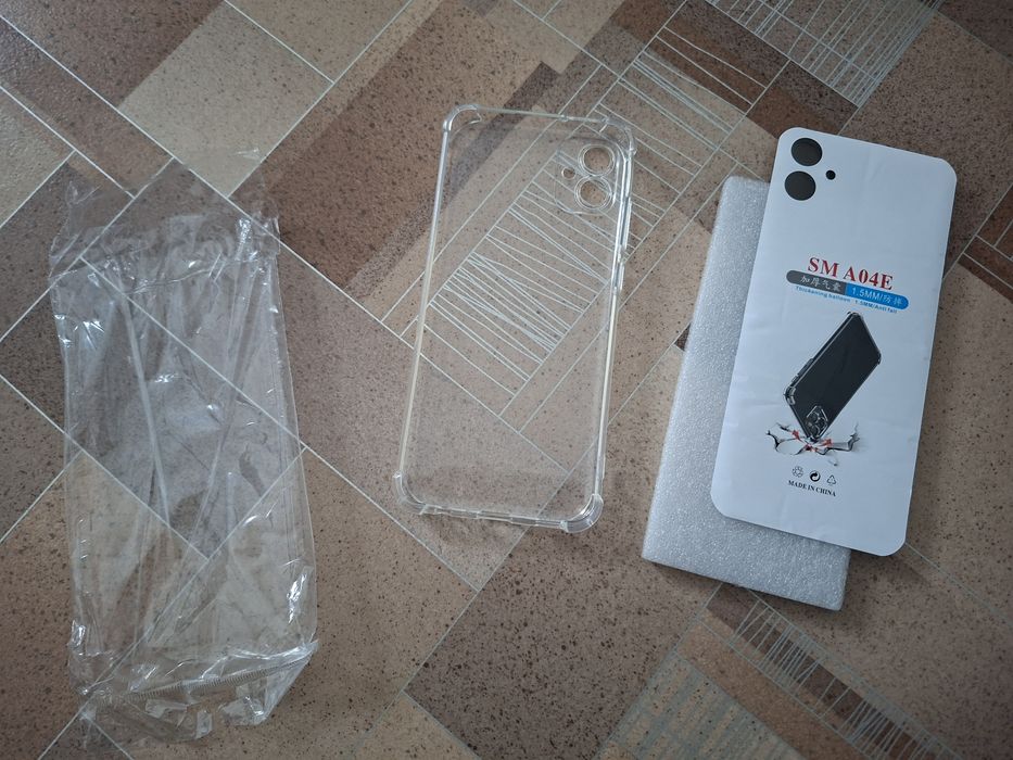 Чехол на самсунг а04е новый