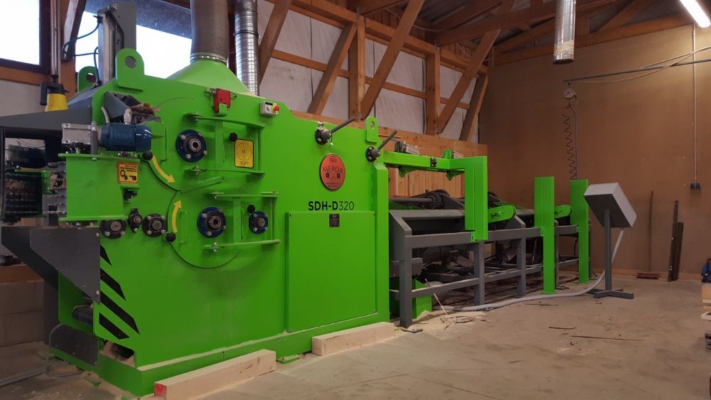 Gater,ferastrau debitare lemn subtire Mebor Sdh 320!65.000 euro