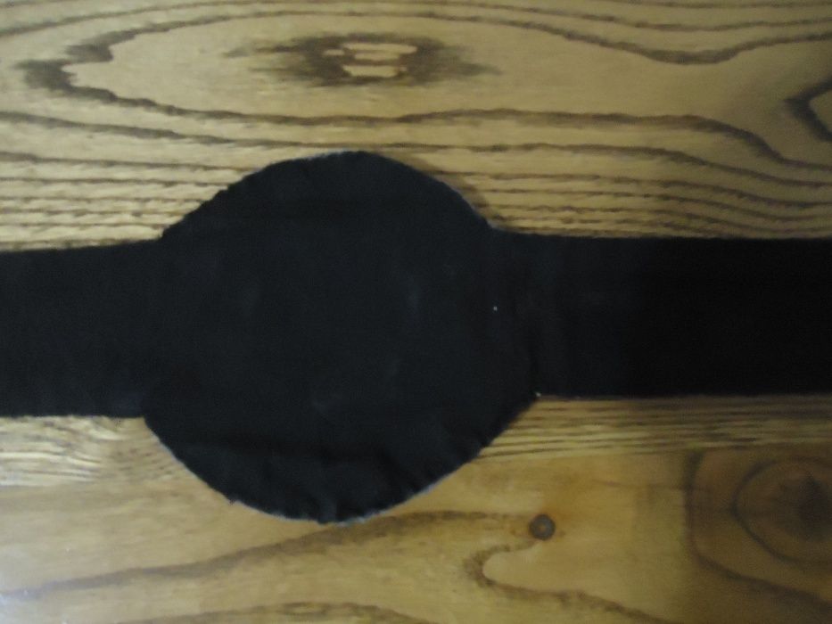 Ръчно изработен колан от седеф, стъклени мъниста и плат