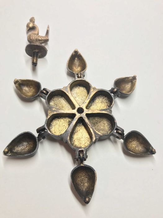 Бронзовая шкатулка для КумКума