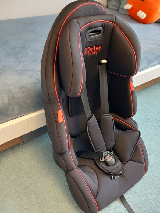 Scaun auto 2Drive (9-36 kg) – Complet, curat, stare foarte bună