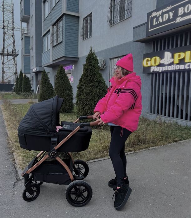 Продаю коляску 3 в 1 Tomix