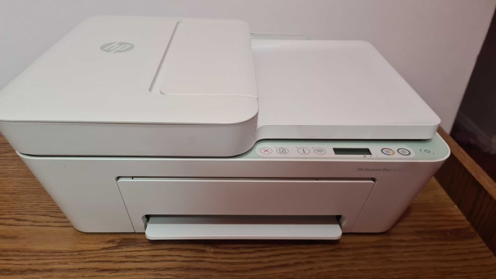 Imprimantă HPDesk Jet Plus 4122