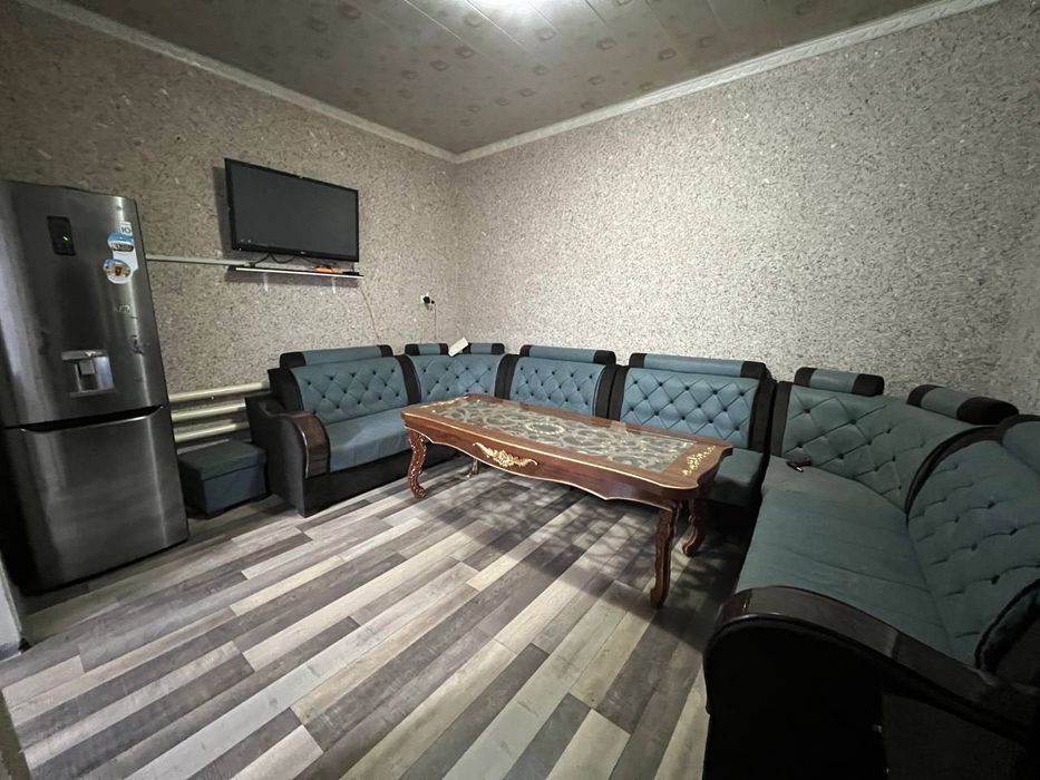 Сдается 3х комнатный ДОМ 
С обстановкой 
В горде Алмалыке