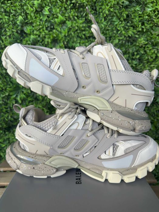 Balenciaga Track Sneaker Beige