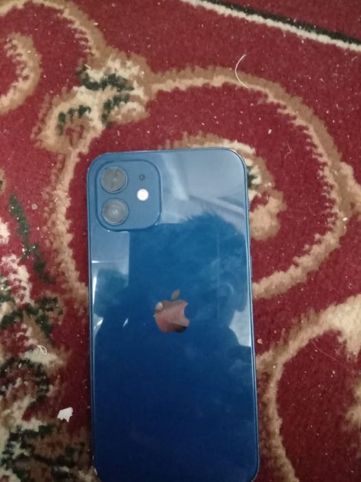 iPhone 12 84% акбб