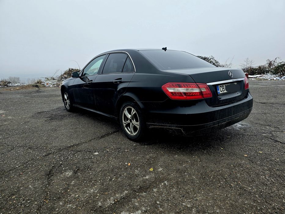 Мерцедес E 200 като НОВ