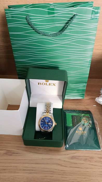 Soat ayollar uchun sovg'a