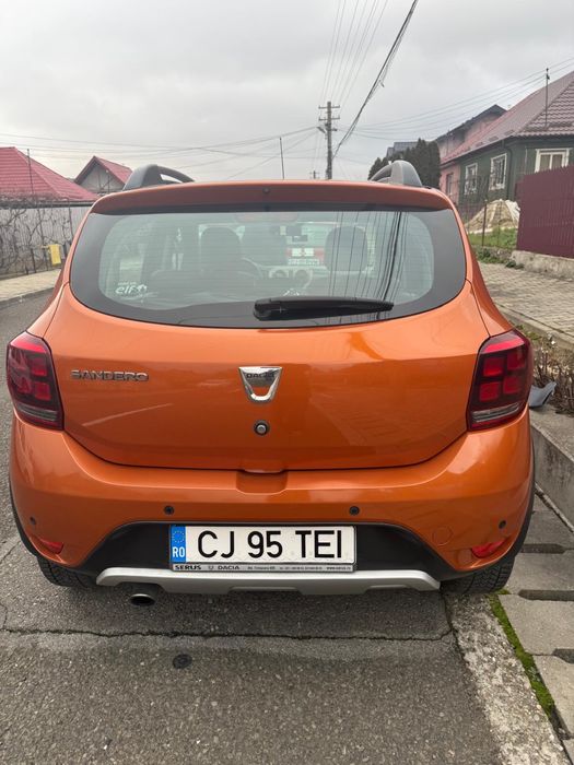 Dacia Sandero Stepway 1.0 automat aurie