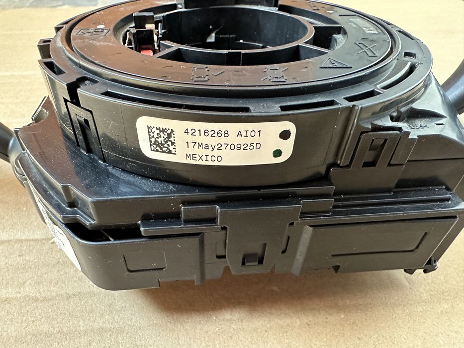 SZL / Spira volan BMW X3 F25, X4 F26 : 9368597