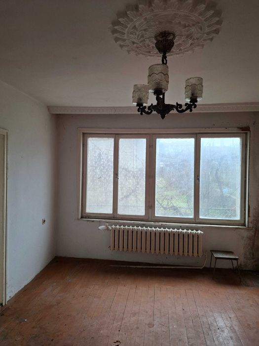 Продава се Мезонет в Добрич, Строител - 200 кв.м за 4463 €/кв.м - Снимка #1