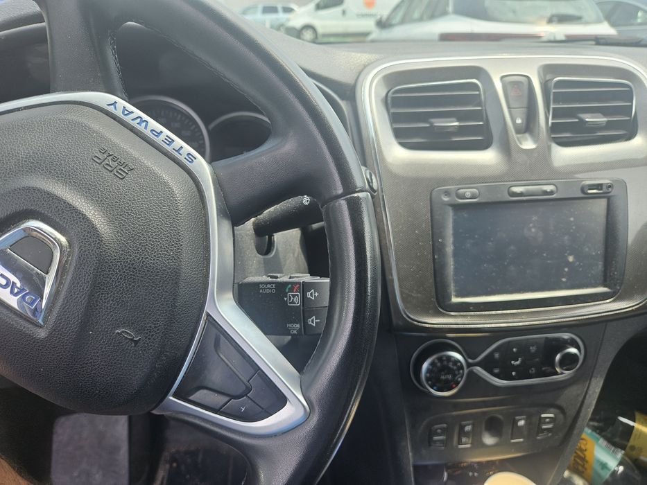 Sandero  Stepway