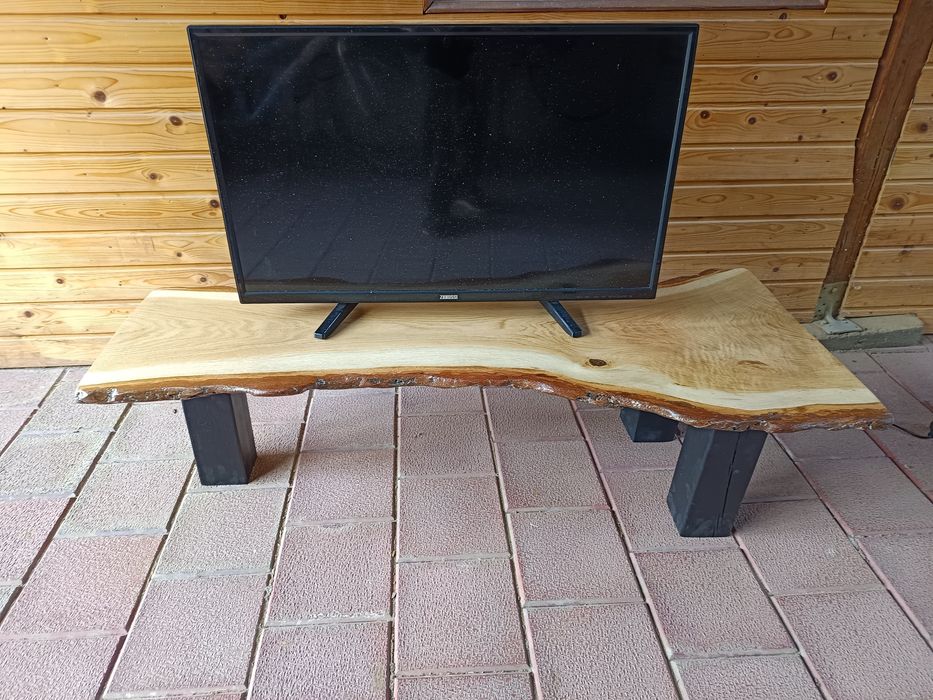 Comoda televizor