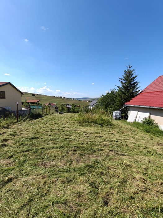 Vând teren cu CF in Campenesti