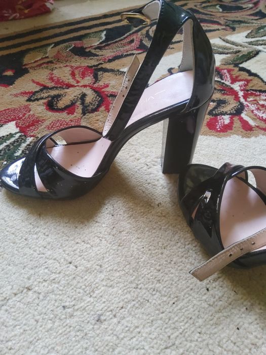 Кожаные Босаножки