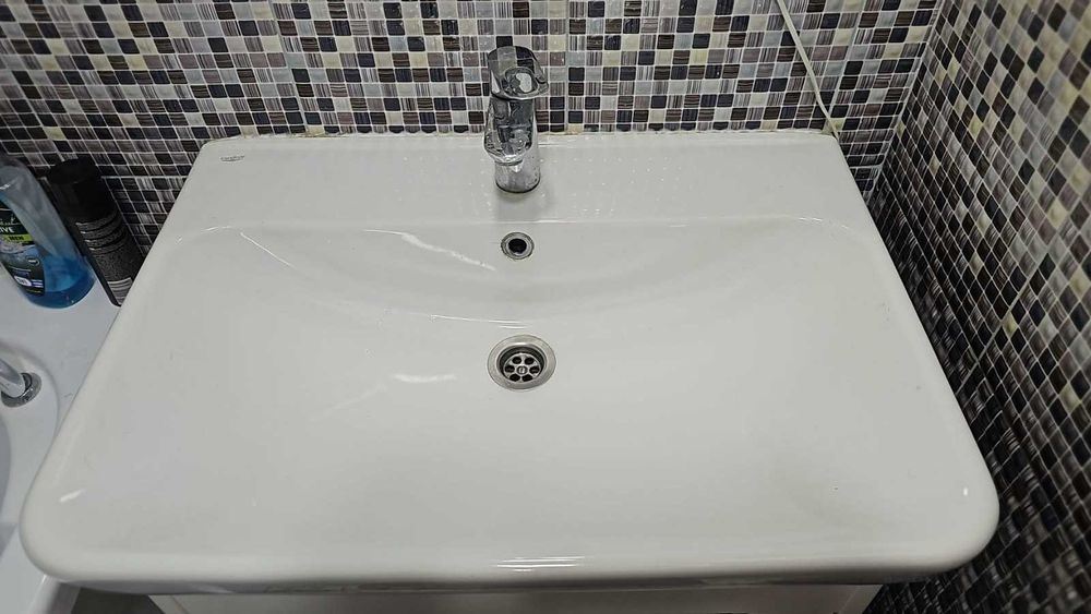 Раковина с тумбой б/у