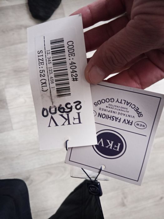 Продам зимний куртку