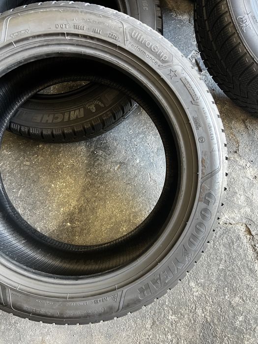 4 anvelope iarna 245/45/18 , 100 H , GoodYear , DOT 2025 , 7.4 mm !