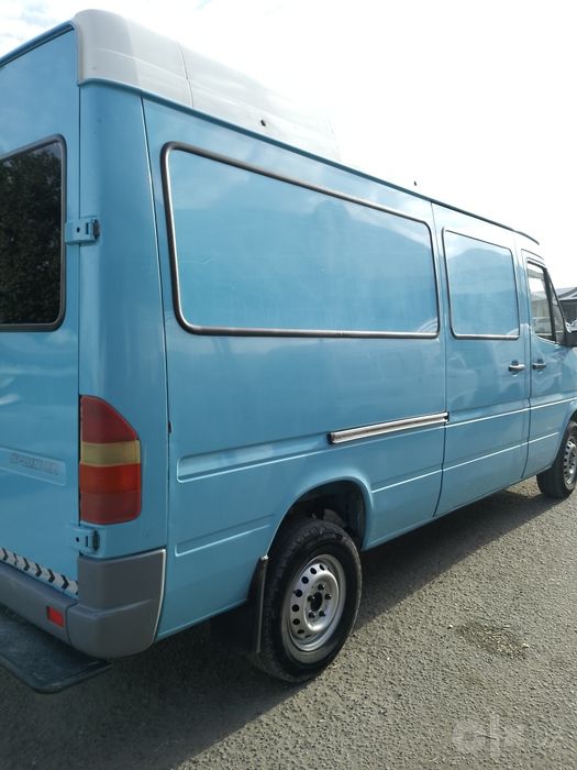 Mersedes-benz sprinter