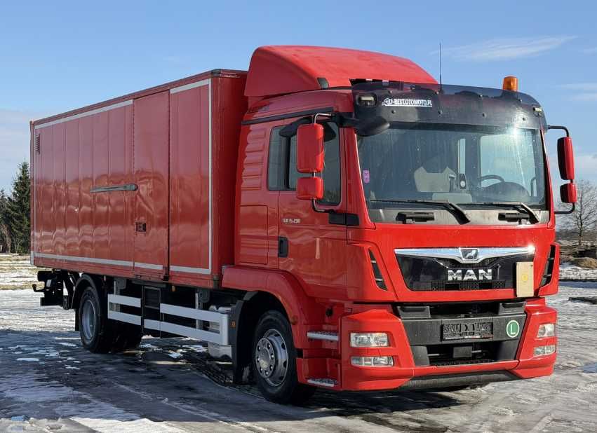 Dezmembrari camion MAN TGM 15.240 15.250 18.280 piese dezmembrari MAN