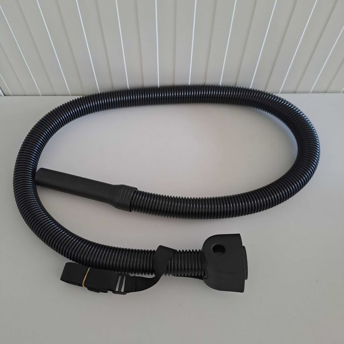 Aspirator vertical Bosch Athlet BCH6L2560 fără sac fara fir NEGOCIABIL