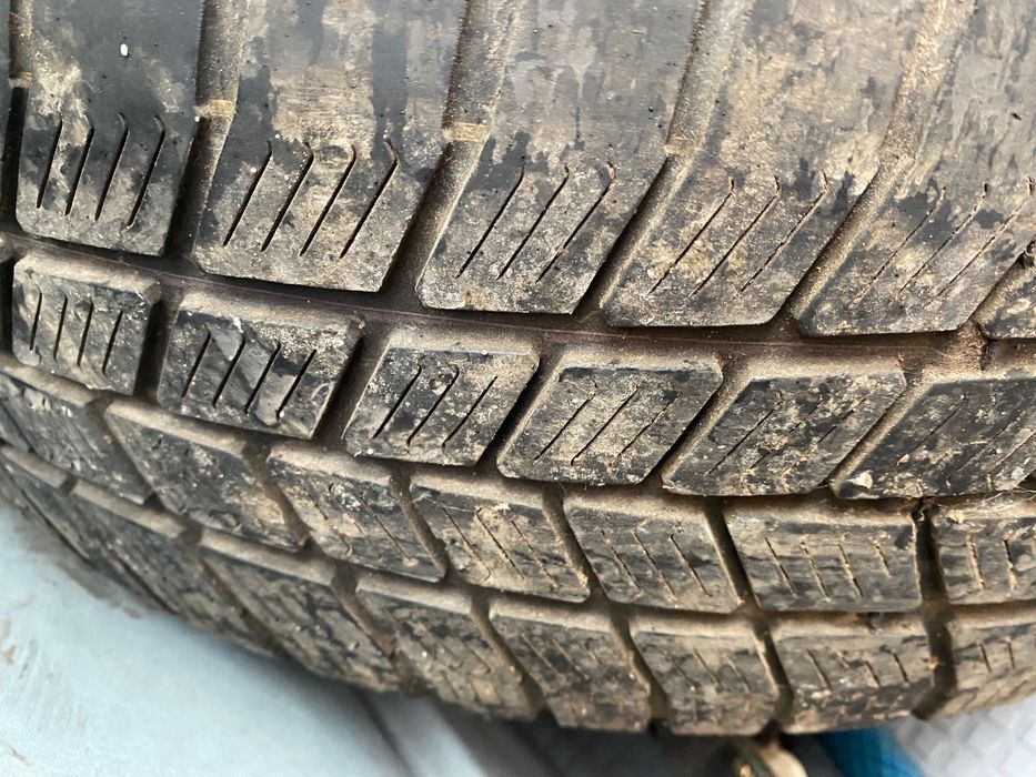 Зимни гуми с джанти 195х65 15 Субару