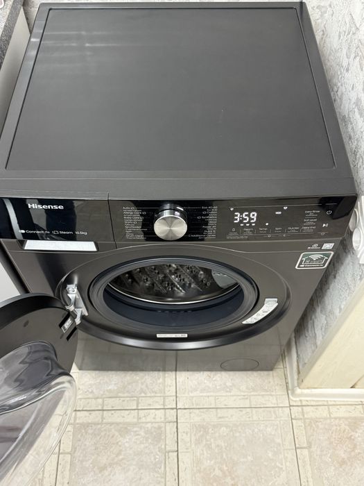 Продам Стиральную машины Hisense WF5S1043BB