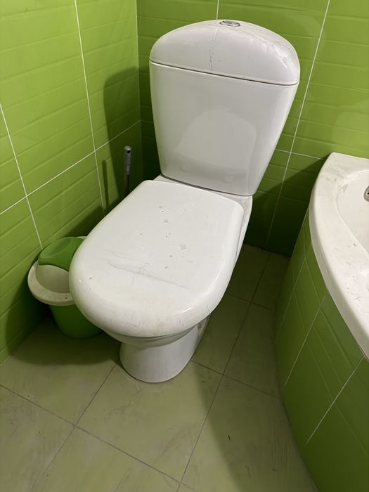 4 хил Унитаз тайор уйда ишлаб турган унитаз