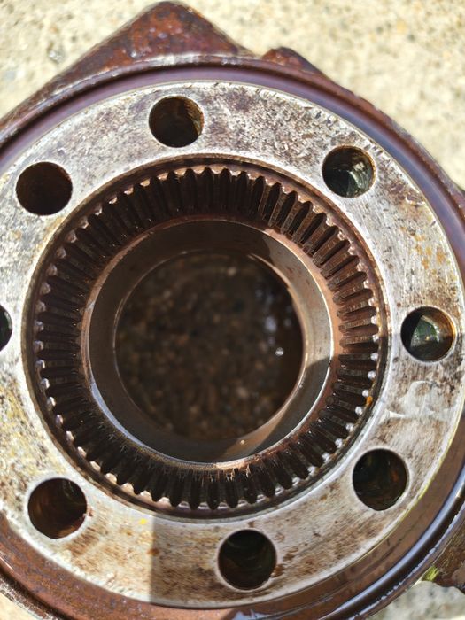 Fuzeta stânga , dreapta față roata Cat Caterpillar 428C si ansamblul planetar complet Cat 428C