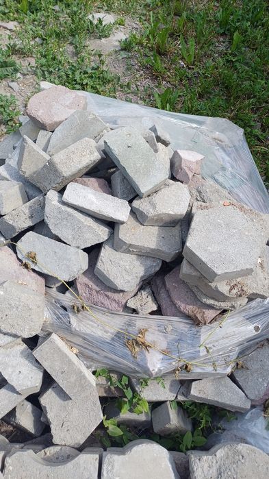 Брусчатка бой продаю квадратами