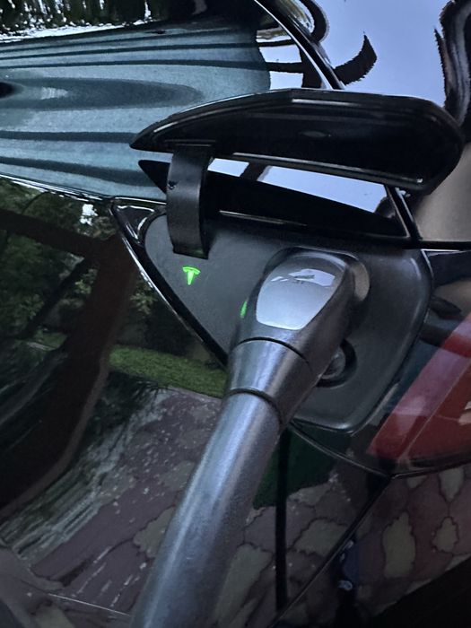 Tesla Wall Connector