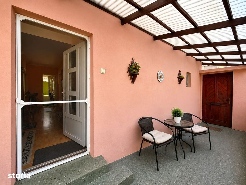 Casa singur in curte intr-o zona deosebit de buna - IMOBIHOR