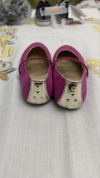 Обувь на девочку