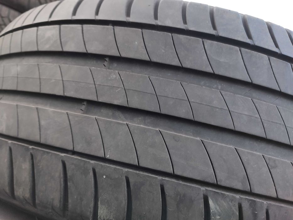 2бр Летни гуми 215 55 17 - Michelin