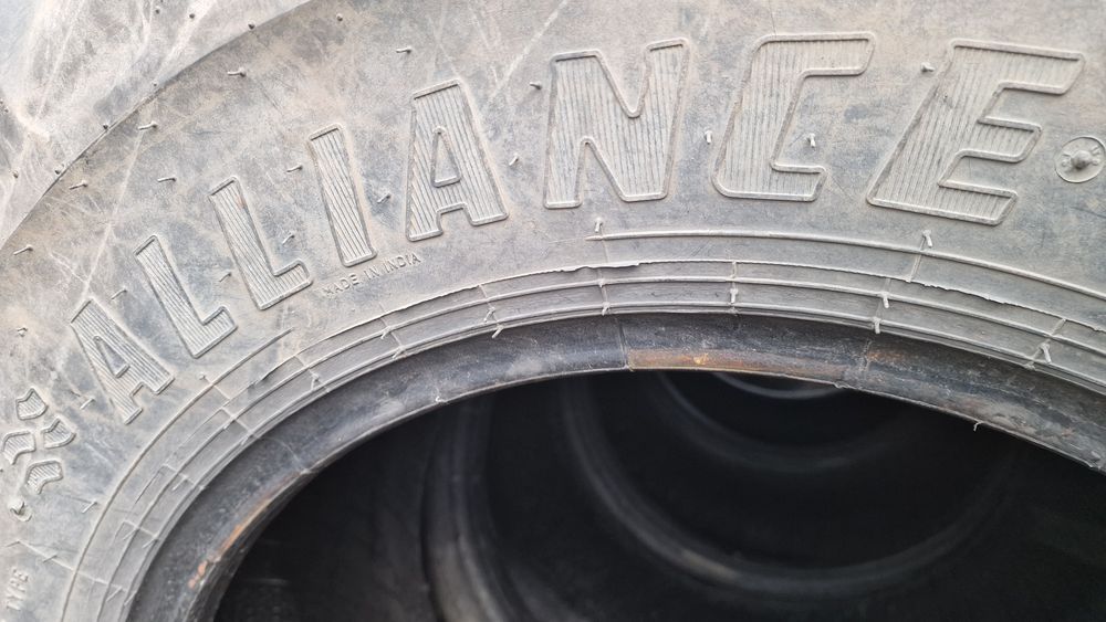 Cauciucuri încărcător 17.5R24 (460/70R24) marca Alliance