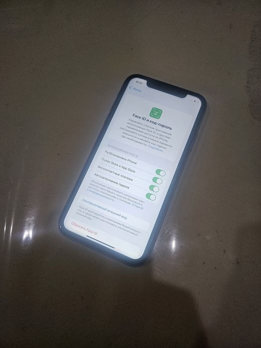 Айфон 11 64гб sim+esim