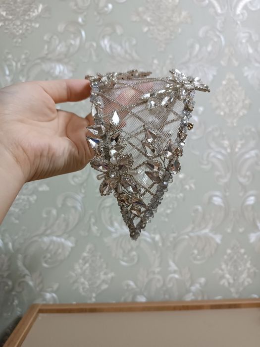 Ko'ylak sotiladi/Продаётся платье