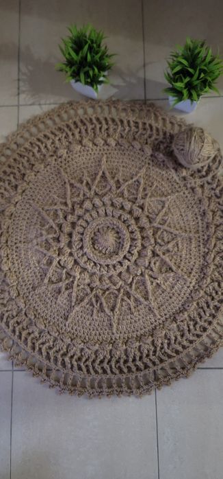 Джутовый коврик диаметром 70 см