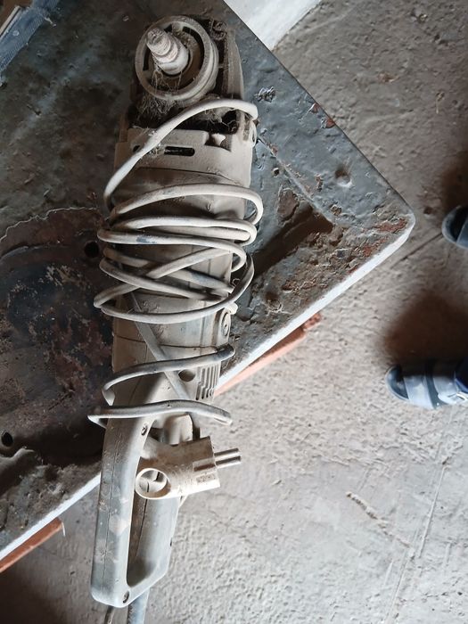 Продам электро инструменты